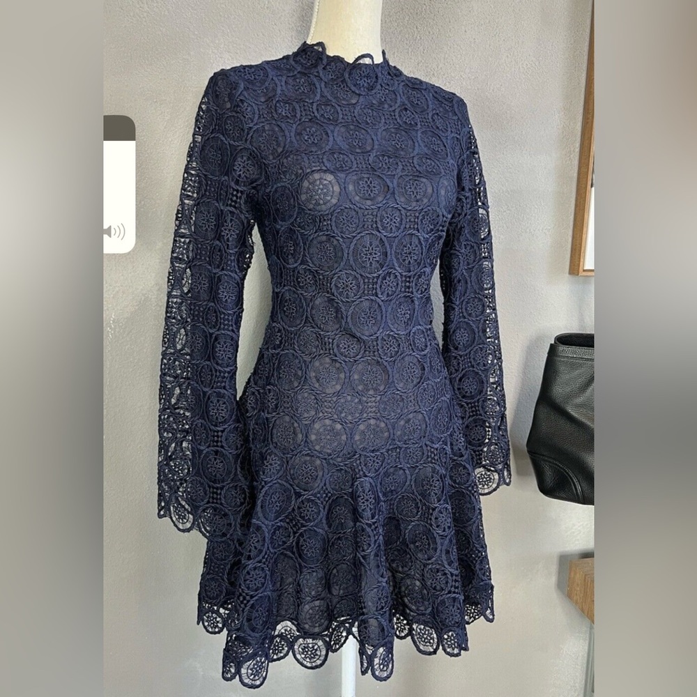 The Leigh Mini Dress in midnight blue size 6. NWT! Gorgeous!
